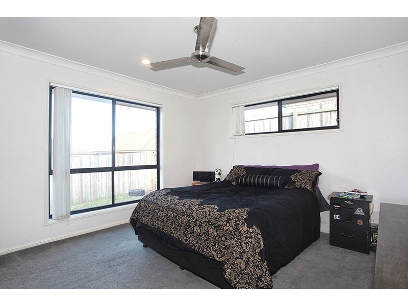 27 Charlton Crescent, Ormeau QLD 4208