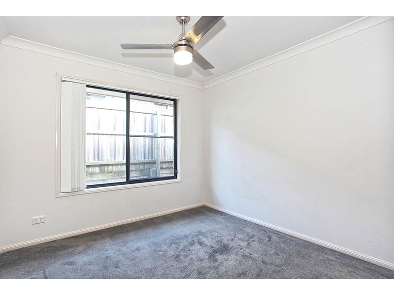 27 Charlton Crescent, Ormeau QLD 4208