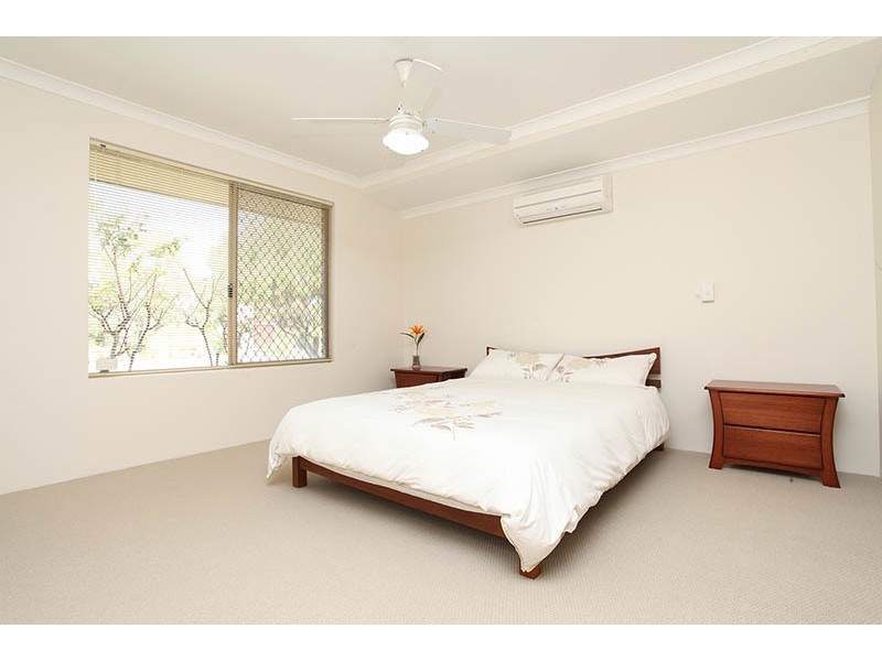 34 Jagoe Loop, Willagee WA 6156