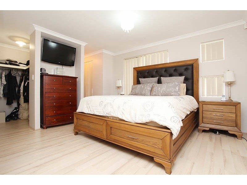 32 John Forrest Circuit, Bertram WA 6167