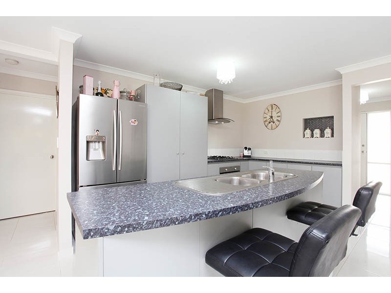 32 John Forrest Circuit, Bertram WA 6167