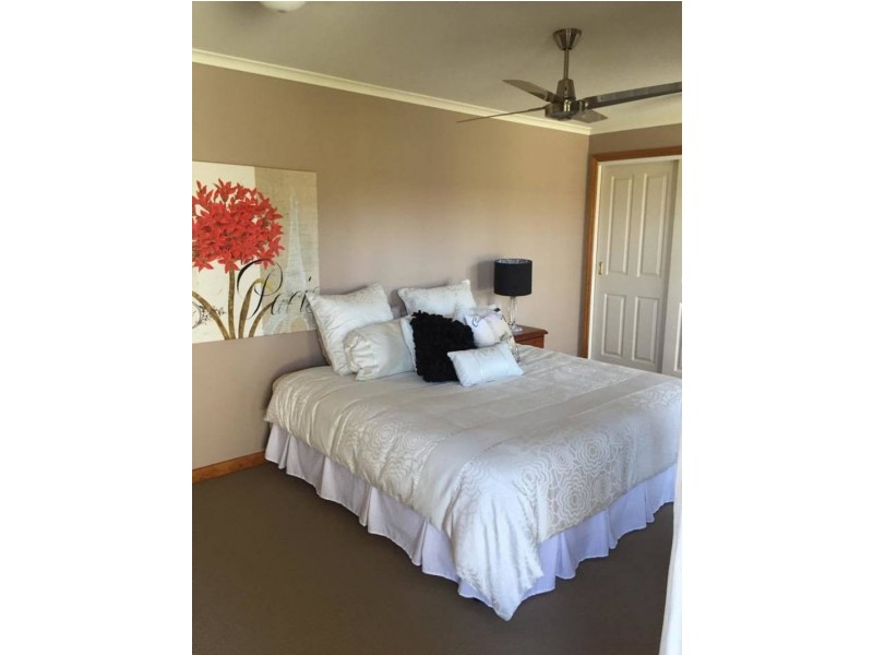 128 Belgrave Hallam Road, Belgrave South VIC 3160