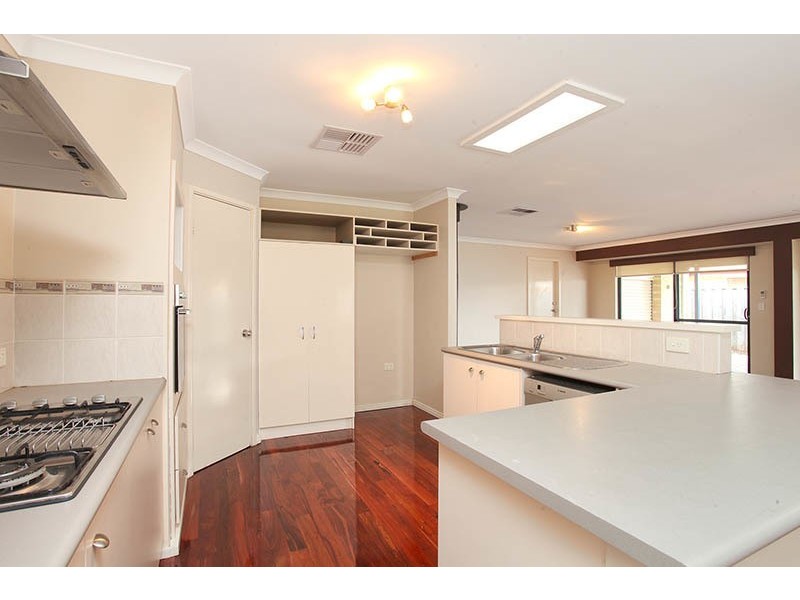 76 Chatsworth drive, Erskine WA 6210