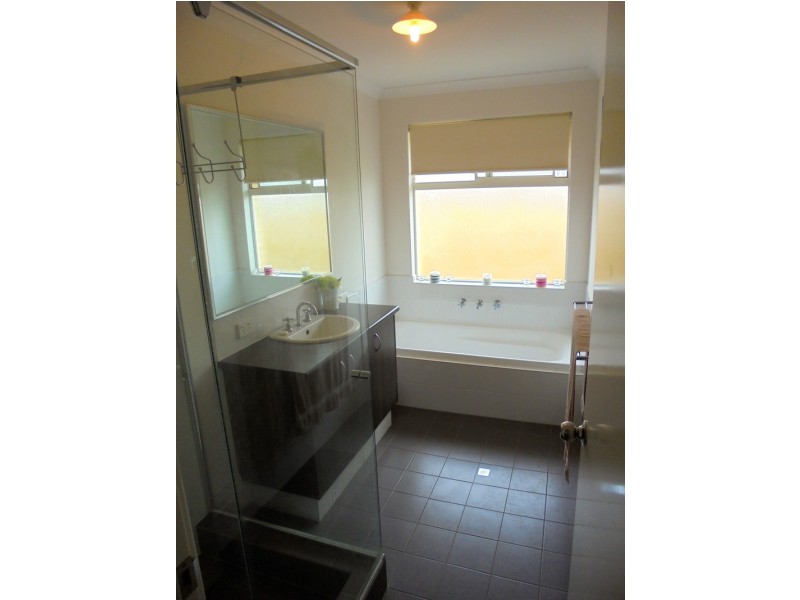 4 Wetherby Link, Butler WA 6036