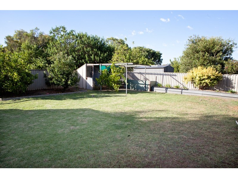7 Tucker Street, Capel WA 6271