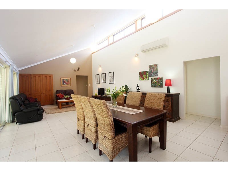 66 Wishart Rd, Upper Mount Gravatt QLD 4122