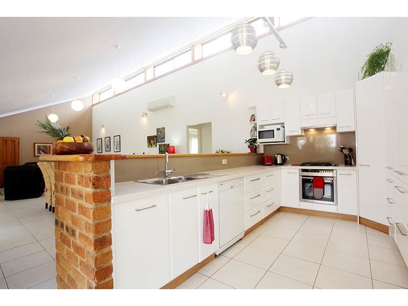 66 Wishart Rd, Upper Mount Gravatt QLD 4122