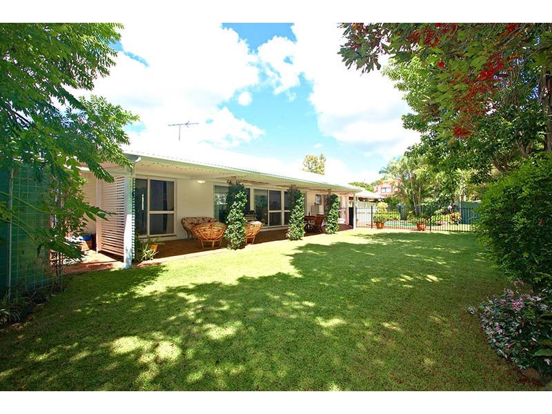 66 Wishart Rd, Upper Mount Gravatt QLD 4122