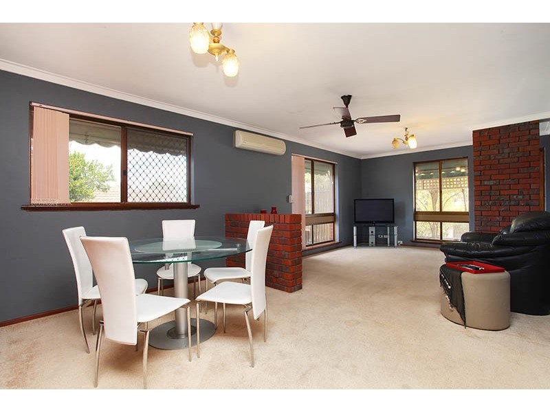 a/21 Pacific Way, Beldon WA 6027