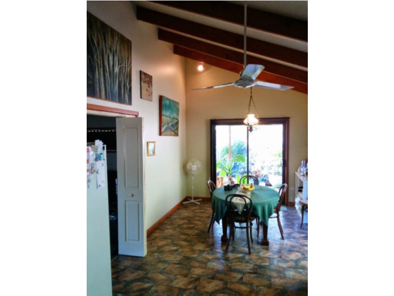 1015 Whitelaws Track, Yinnar South VIC 3869