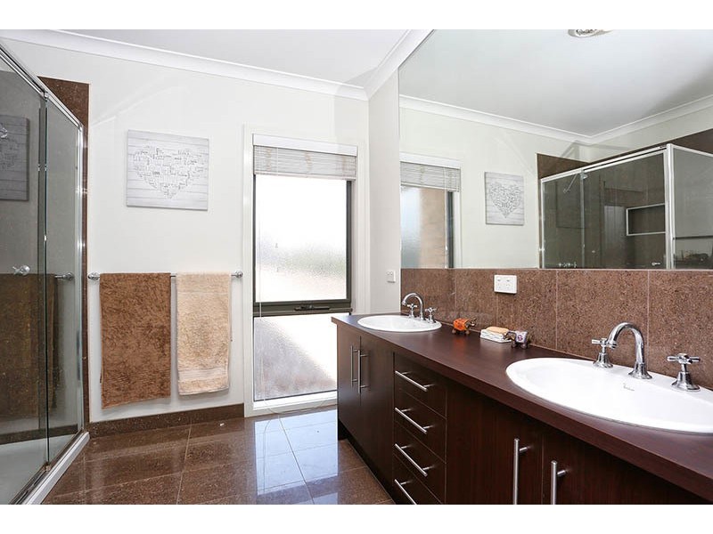 38 Apple Berry Avenue, Langwarrin VIC 3910