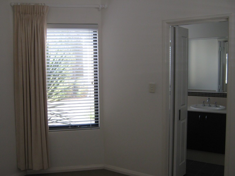 20c Almurta Way, Nollamara WA 6061