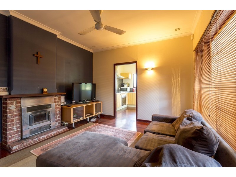 136 Broun Avenue, Embleton WA 6062