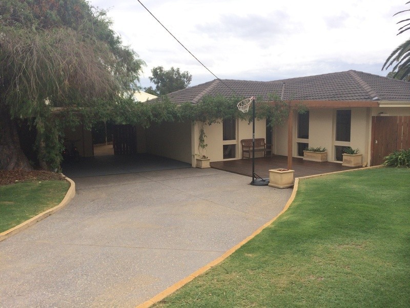 43 Windich road, Bull Creek WA 6149