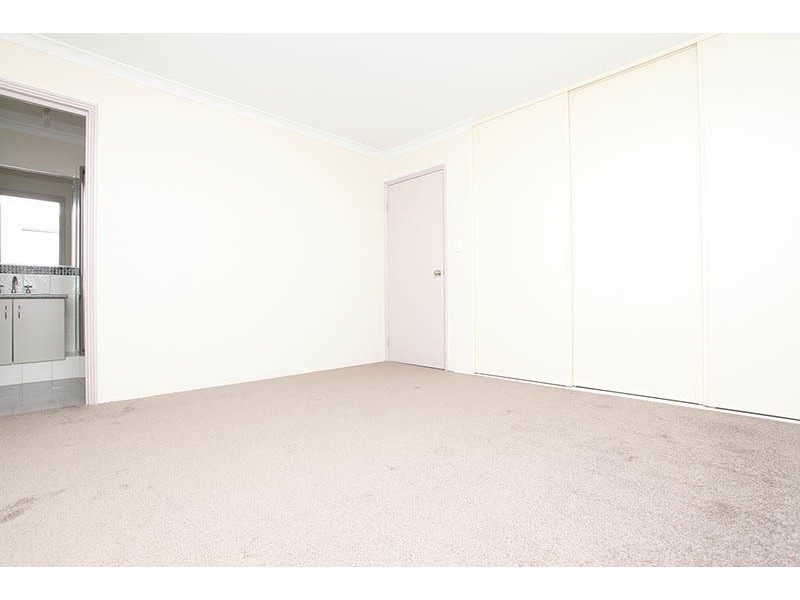1 Till Street, Cloverdale WA 6105
