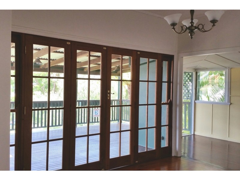 40 Hockings Street, Holland Park West QLD 4121