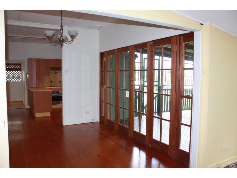 40 Hockings Street, Holland Park West QLD 4121