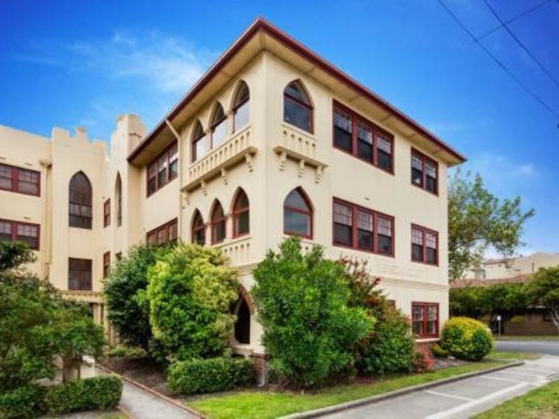 9/355 Beaconsfield Parade, St Kilda West VIC 3182