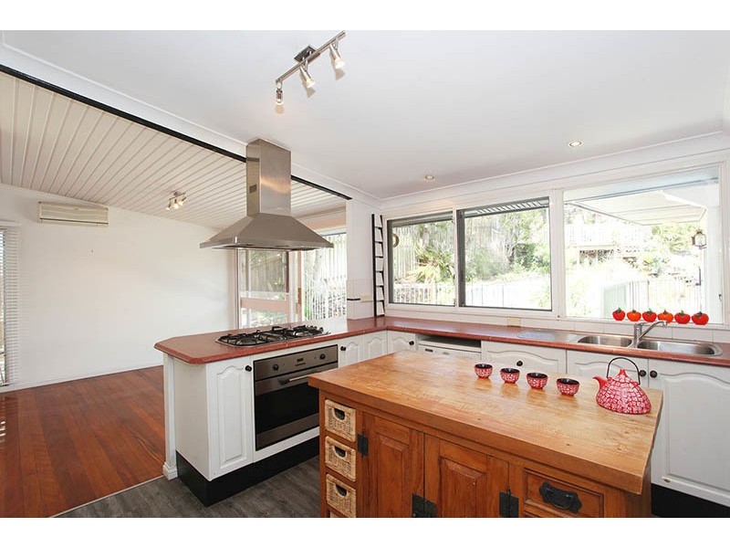 33 Thelma Street, Mount Gravatt East QLD 4122