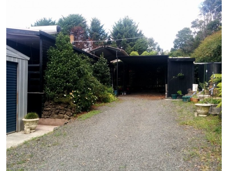 1005 Whitelaws track, Yinnar South VIC 3869