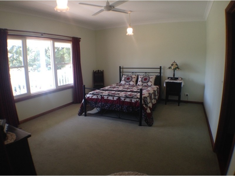 67 Redbank Road, Seymour VIC 3660