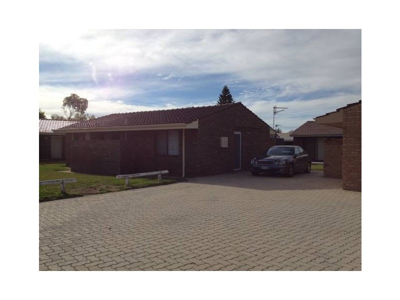 16/2 Casuarina Crescent, Jurien Bay WA 6516