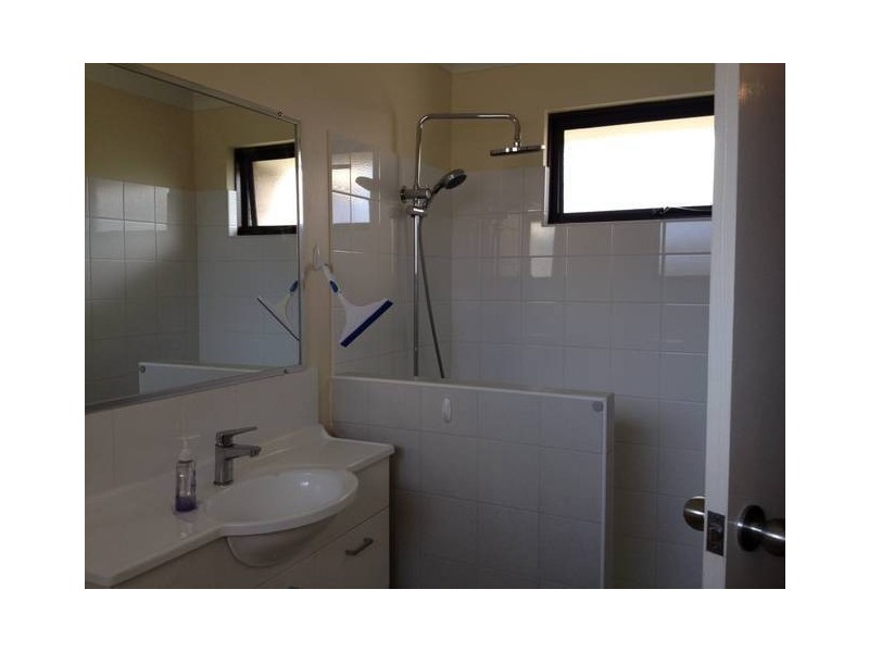 16/2 Casuarina Crescent, Jurien Bay WA 6516