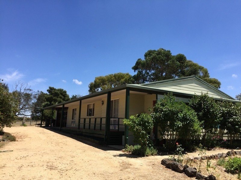 3  Gale Court, Scarsdale VIC 3351