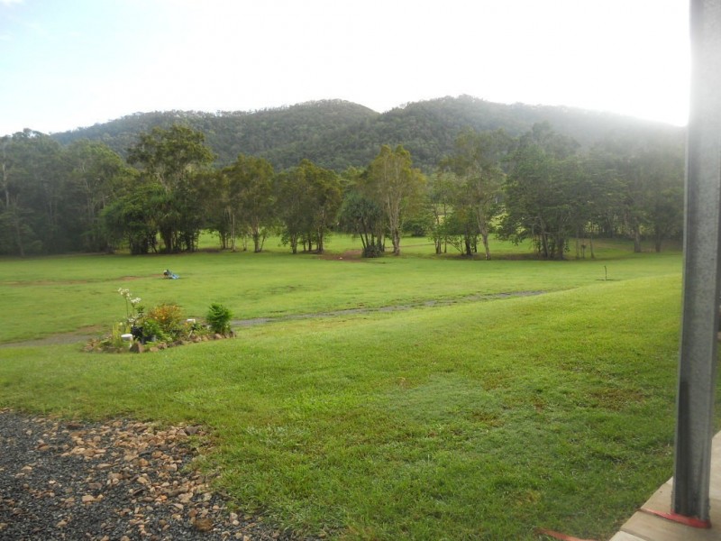 27 Evans Road, Preston QLD 4800