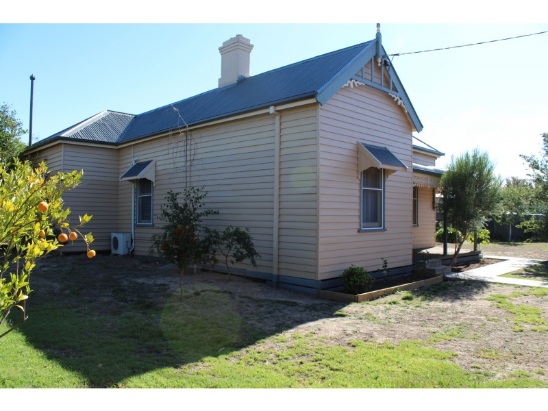 1 Clay Street, Ararat VIC 3377