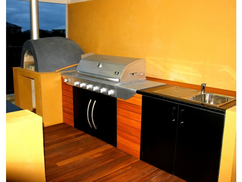 72 Oasis Drive, Secret Harbour WA 6173