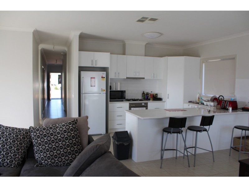 1 Glastonbury Place, Ararat VIC 3377