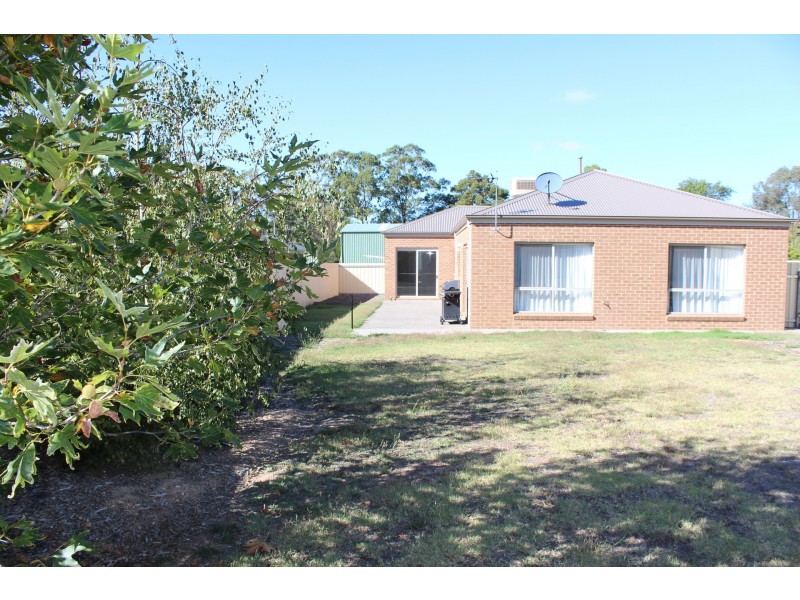 1 Glastonbury Place, Ararat VIC 3377