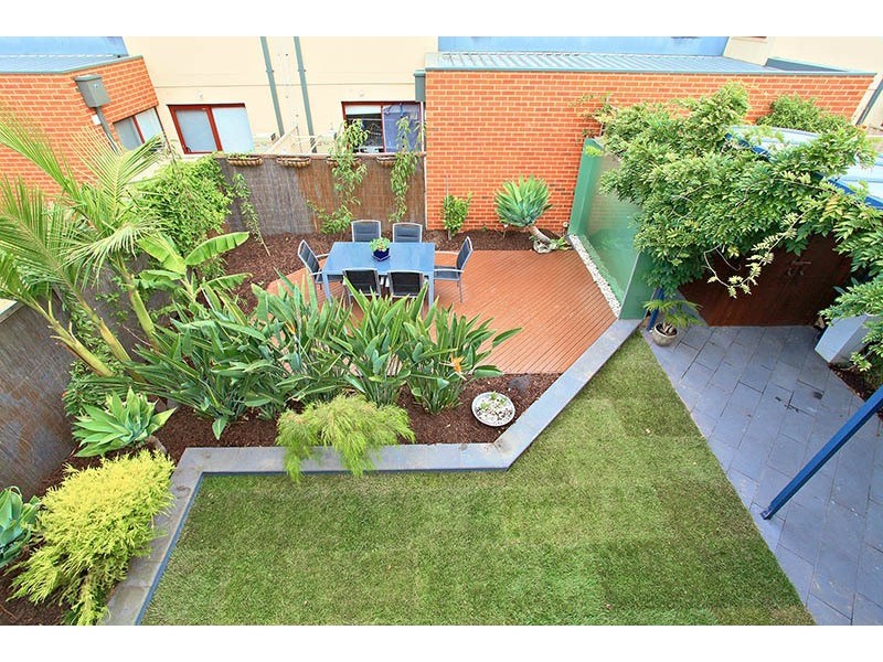 42 Newton Street, Kensington VIC 3031