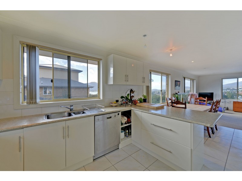 1/21 Wakehurst Road, Austins Ferry TAS 7011