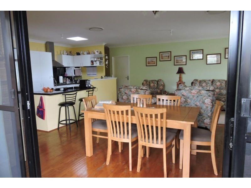 60A Bandalong Way, High Wycombe WA 6057