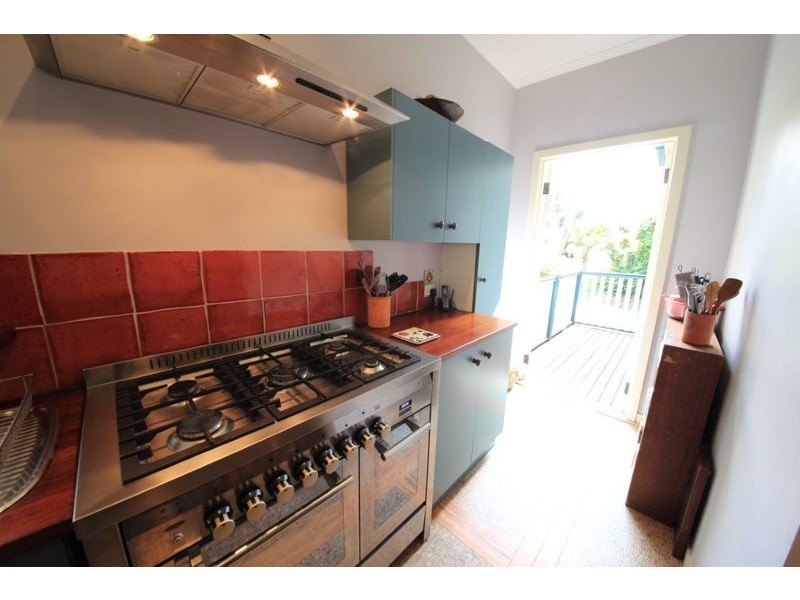 108 Alexandra Street, Bardon QLD 4065