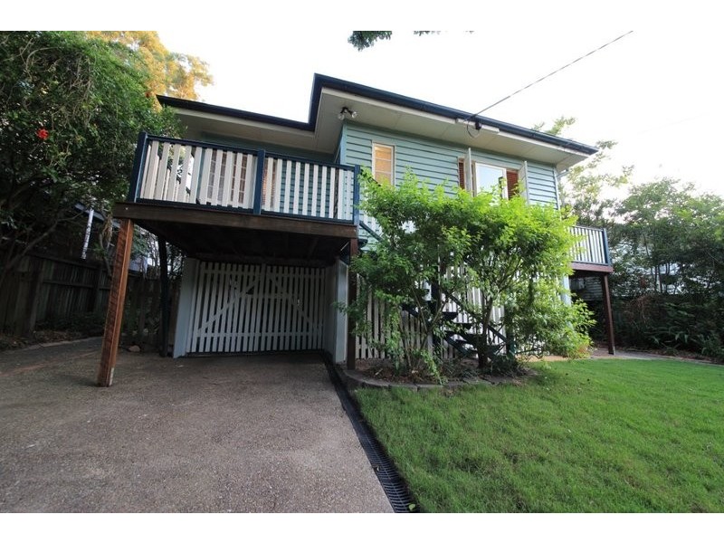 108 Alexandra Street, Bardon QLD 4065
