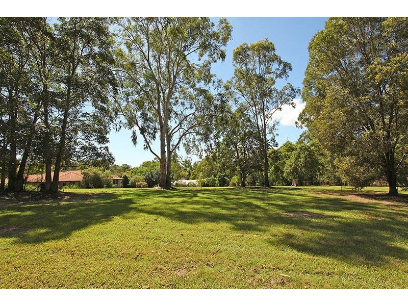 11 Flooded Gum Place, Black Mountain QLD 4563