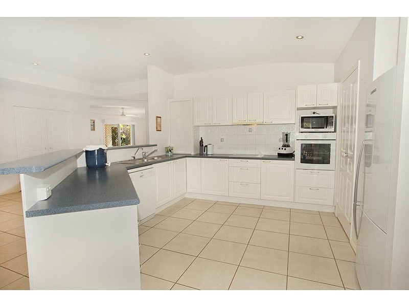 11 Flooded Gum Place, Black Mountain QLD 4563