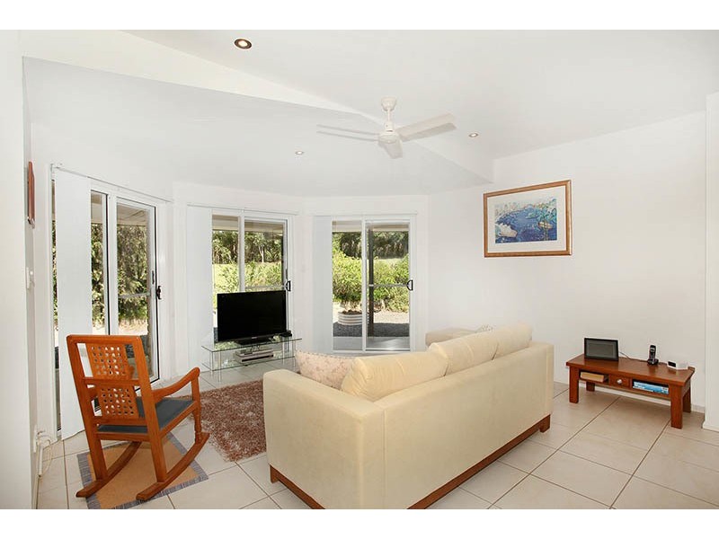11 Flooded Gum Place, Black Mountain QLD 4563