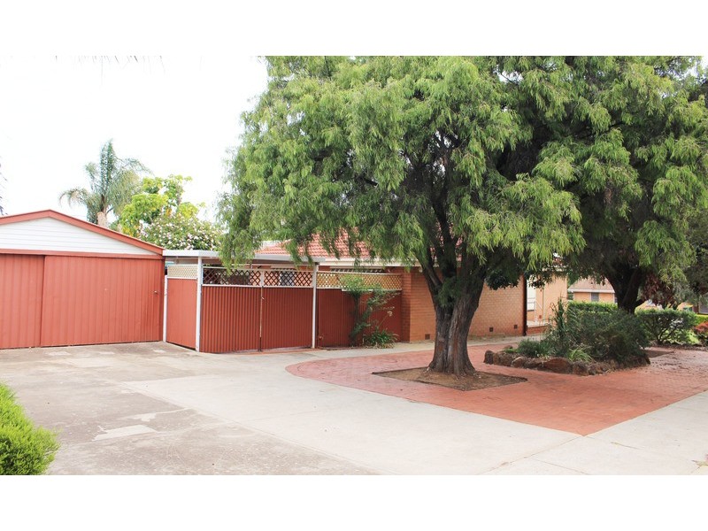 2 Agnes Street, Christie Downs SA 5164