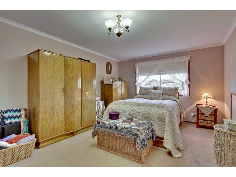 48 Clives Avenue, Old Beach TAS 7017