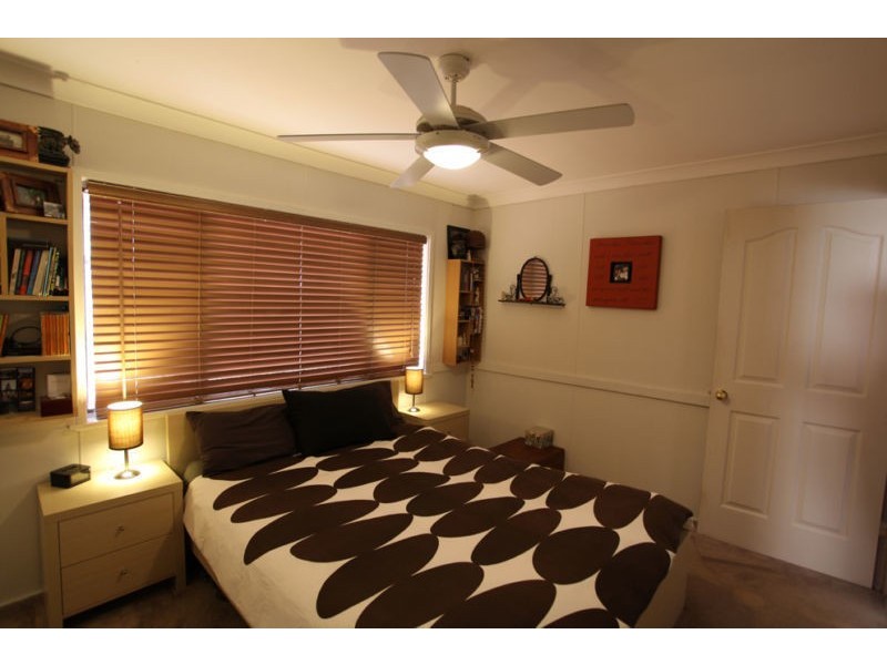 8 Carcoar Street, Spring Hill NSW 2800