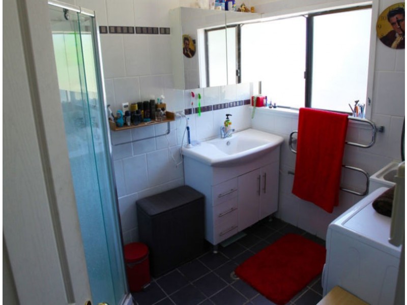 8 Carcoar Street, Spring Hill NSW 2800