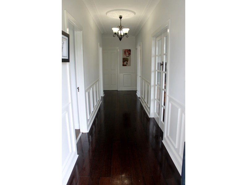 17 Coull Street, Picton NSW 2571