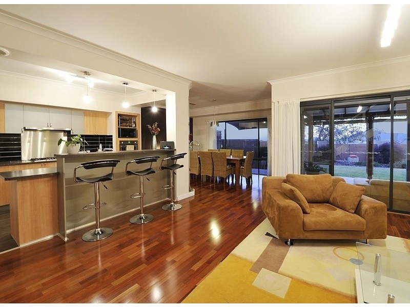 4 Mingenew Court, Dawesville WA 6211