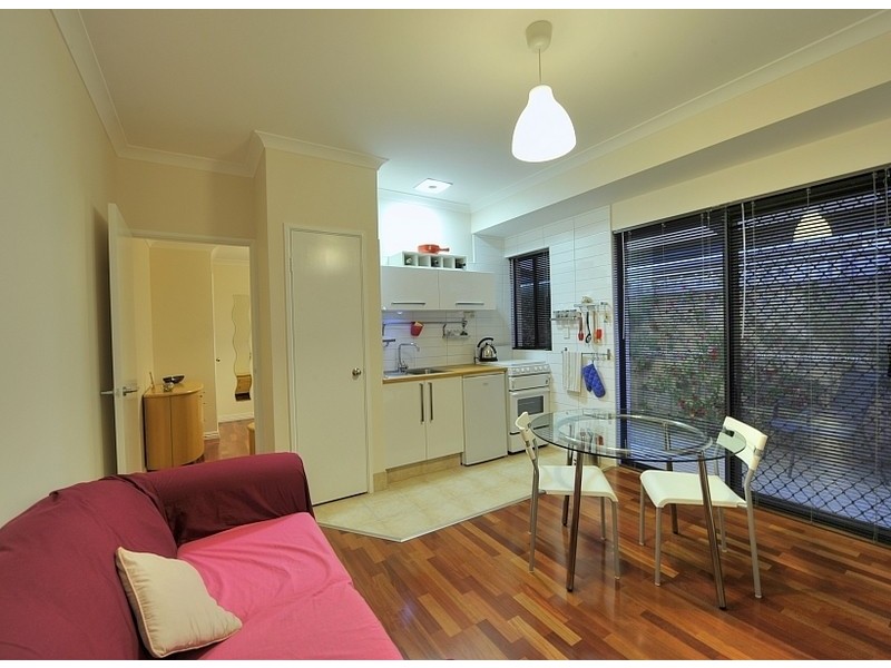 4 Mingenew Court, Dawesville WA 6211