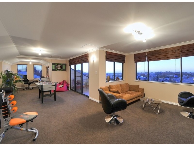 4 Mingenew Court, Dawesville WA 6211