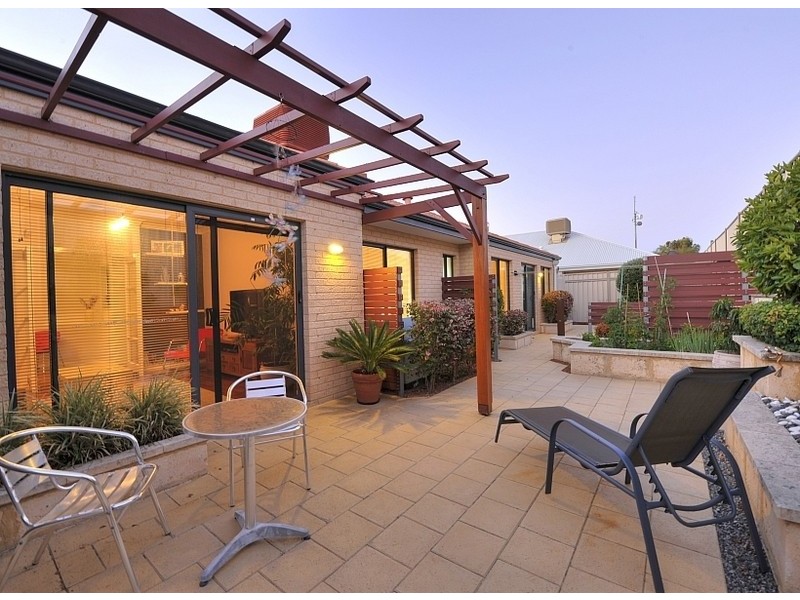 4 Mingenew Court, Dawesville WA 6211